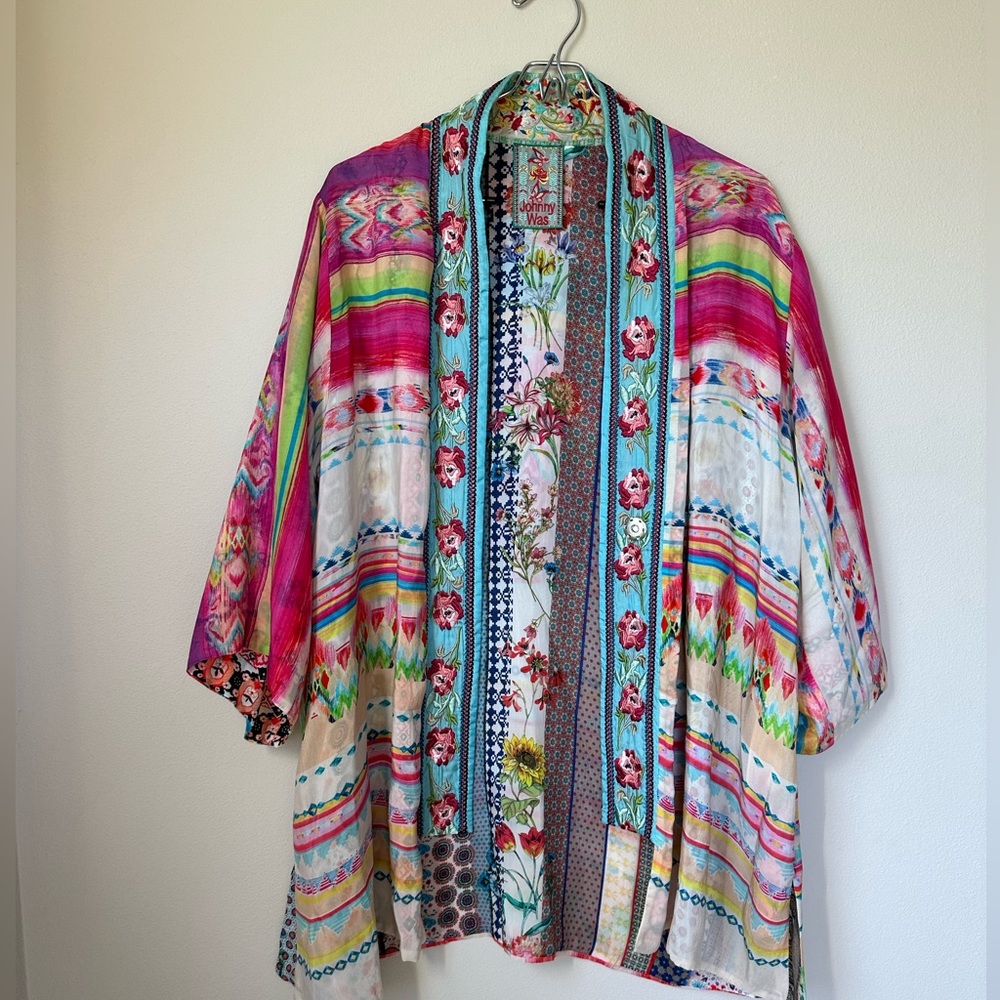 Johnny was gorgeous reversible embroidered kimono s